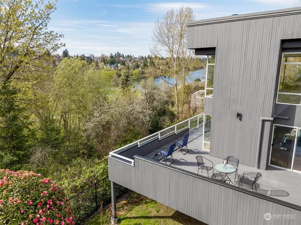 3903 46th Avenue S, Seattle, WA 98118