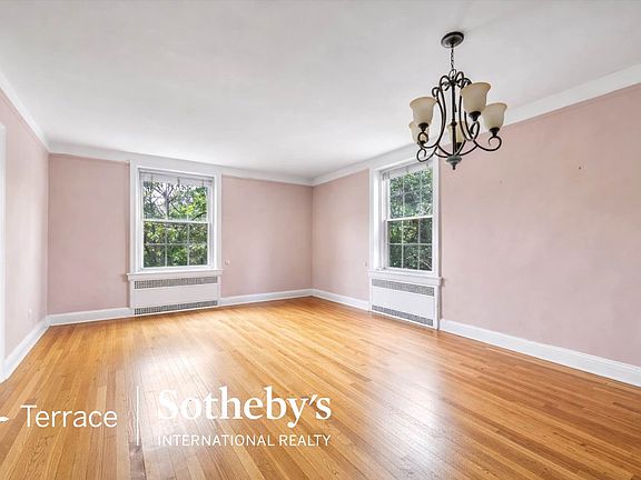 3rd image of 6810 108th St APT 3A