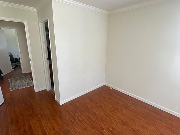 2nd image of 406 Villa Ter Suite A