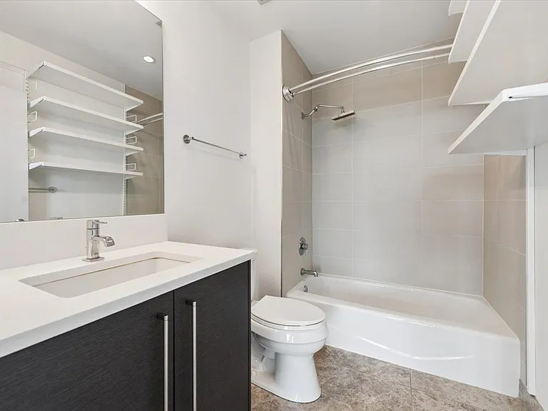 1201 S Prairie Ave #1405 — Photo 8