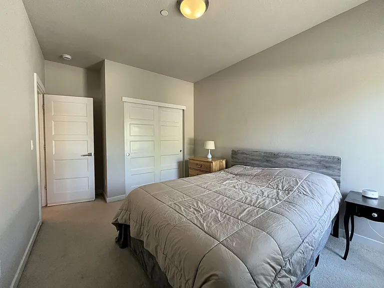 11393 SW Barber St — Photo 40