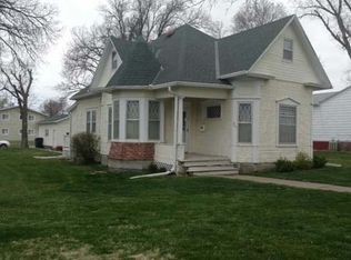 807 Idaho St, Superior, NE 68978