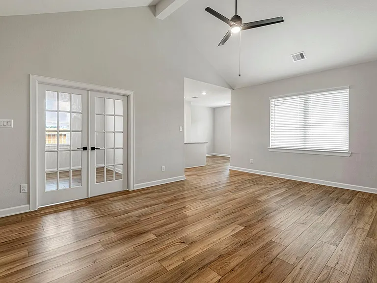 15671 Honey Cove Dr — Photo 5