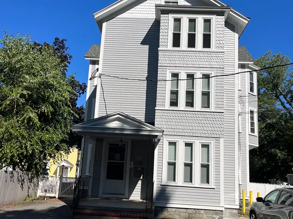 16 Morton St APT 1, Andover, MA 01810