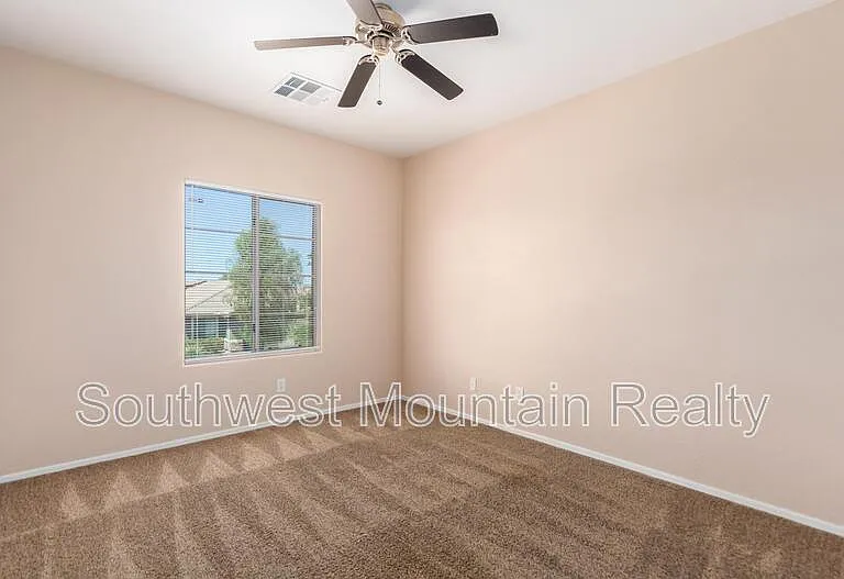 41261 W Laramie Rd — Photo 24