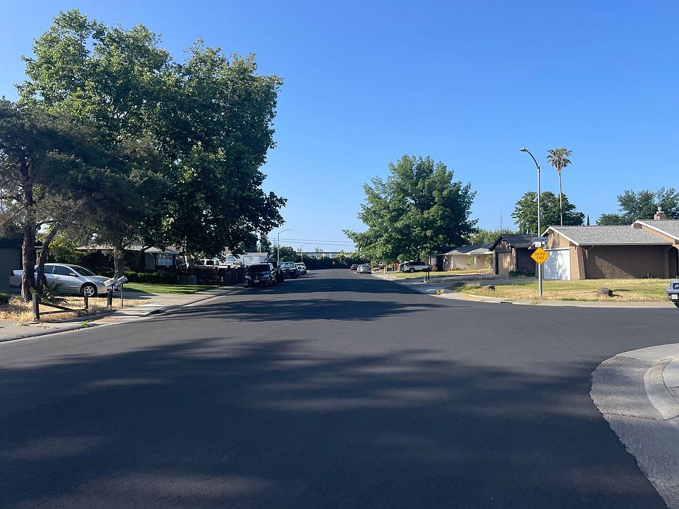2nd image of 4101 Cedargrove Dr