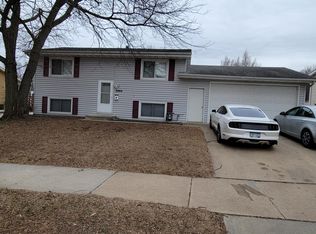 3804 2nd St NW, Rochester, MN 55901