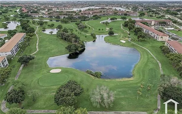 2 bed, 1032 sqft, $1,850 — Photo 3