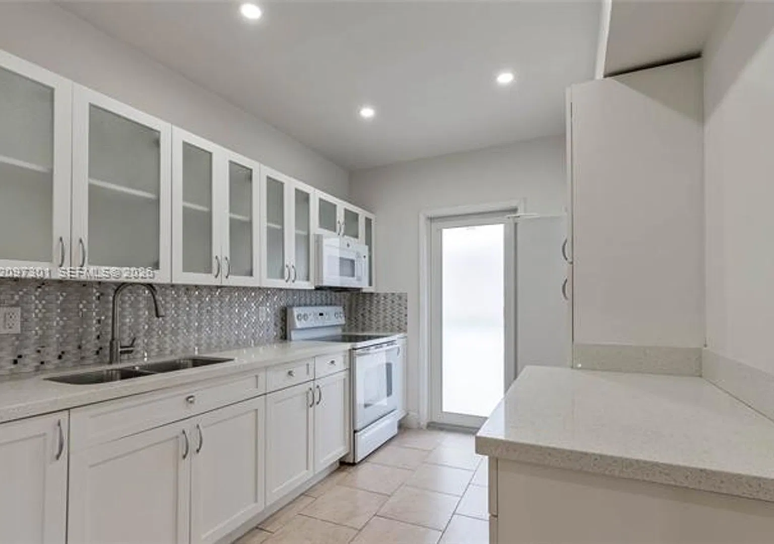 3916 SW 58th Ave # 3916, Miami, FL 33155 — Photo 1