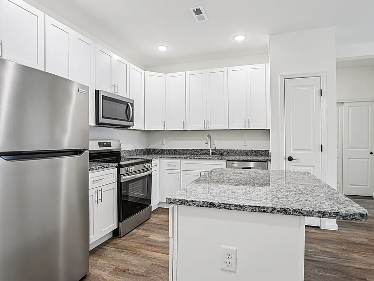 Washington Terrace Apartments — Photo 1