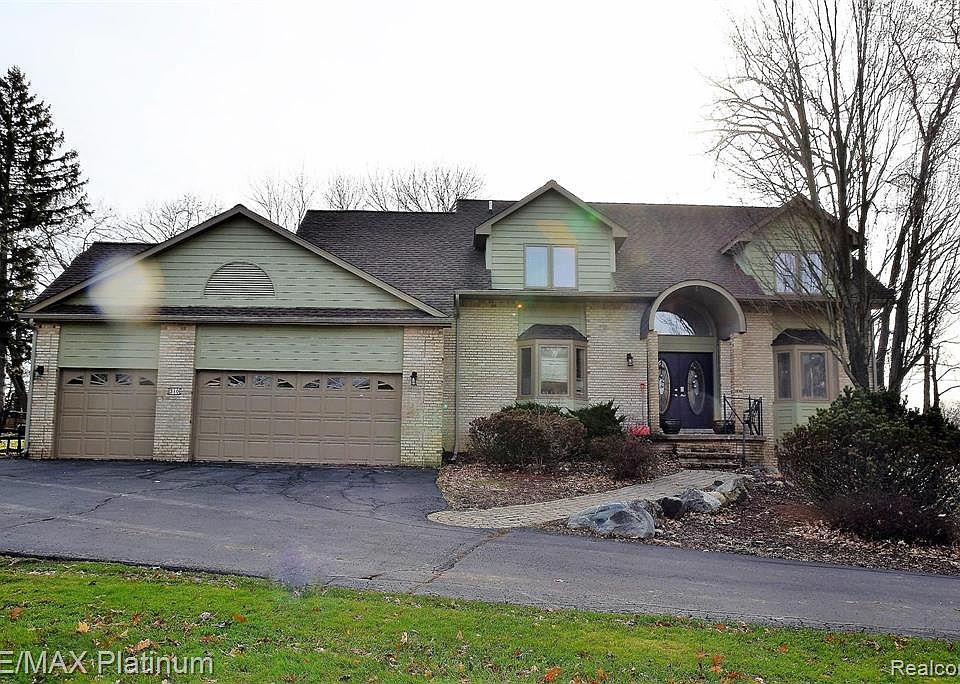 310 Eager Rd, Howell, MI 48843 Zillow