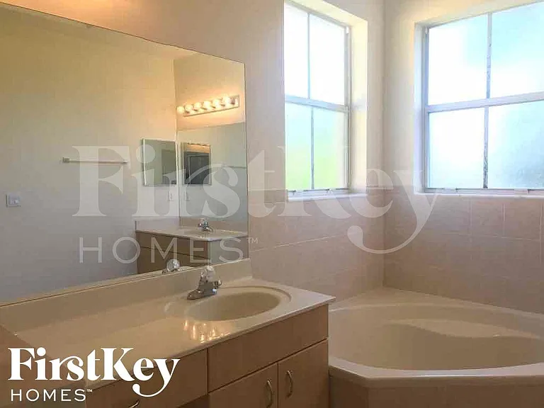 11912 SW 126th Ln — Photo 19