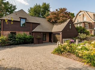 242 Common St, Watertown, MA 02472