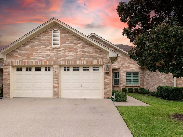 9135 Darby Ln, Woodway, TX 76712