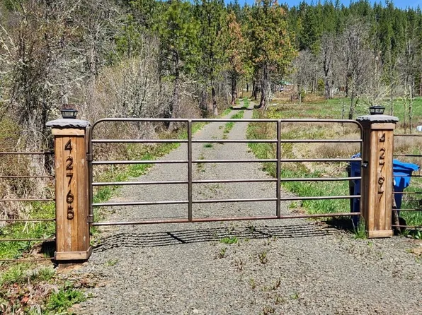 42797 Highway 62, Prospect, OR 97536