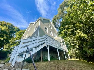 216 Vauxhall St APT 2, New London, CT 06320