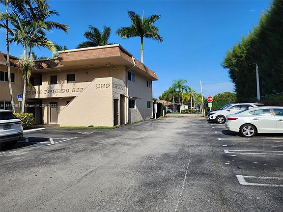 3rd image of 14500 SW 88th Ave APT 115