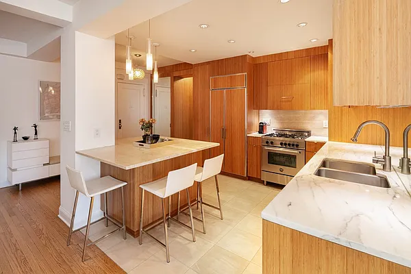 Sold by Compass | media 20