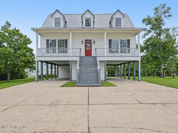 15015 Sioux Pl, Kiln, MS 39556