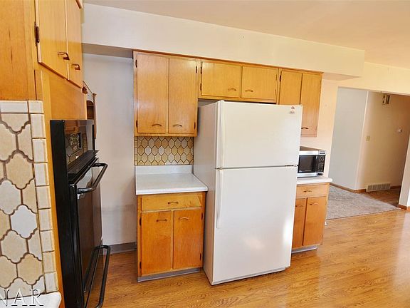 5th image of 6 Linnwood St