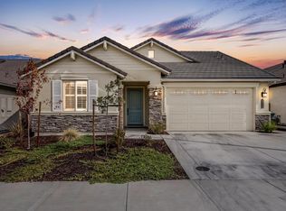 1565 Sunflower Dr, Hollister, CA 95023