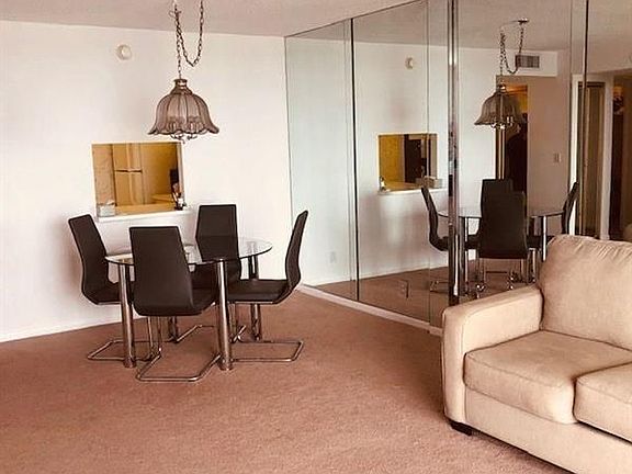 4th image of 480 Executive Center Dr APT 4C