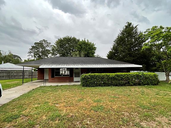 4th image of 501 Sharon Ave