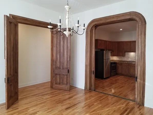 2302 W Monroe St #1, Chicago, IL 60612