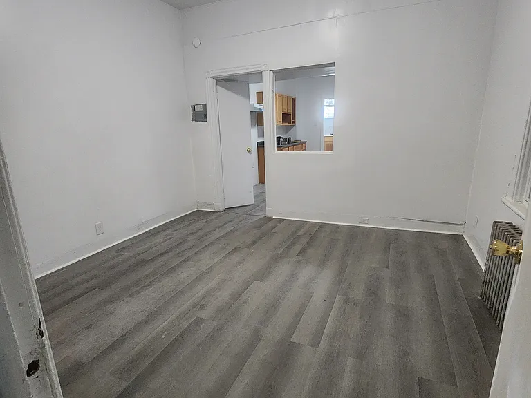 165 Linden St #1L — Photo 5