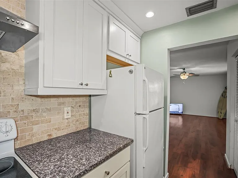 11655 3rd St E #19 — Photo 11