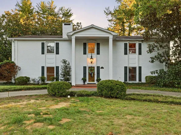 1511 Chaucer Dr, Murray, KY 42071