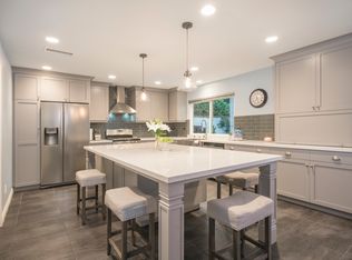 25032 Owens Lake Cir, Lake Forest, CA 92630
