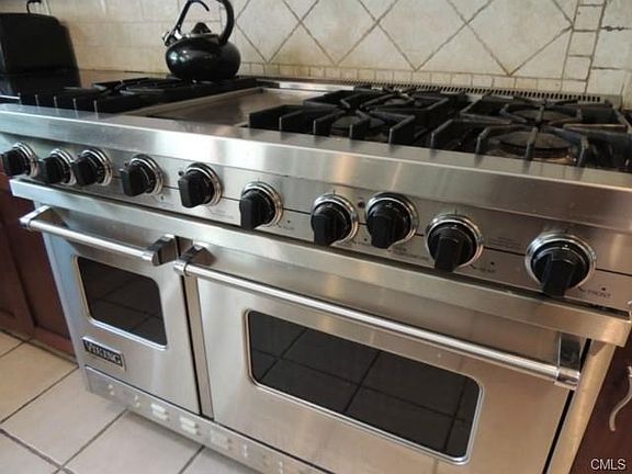 Gas Commercial Grade Viking Range