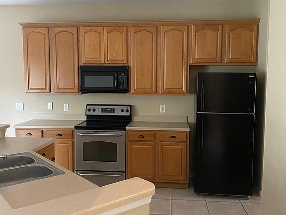 5th image of 1241 Longville Cir