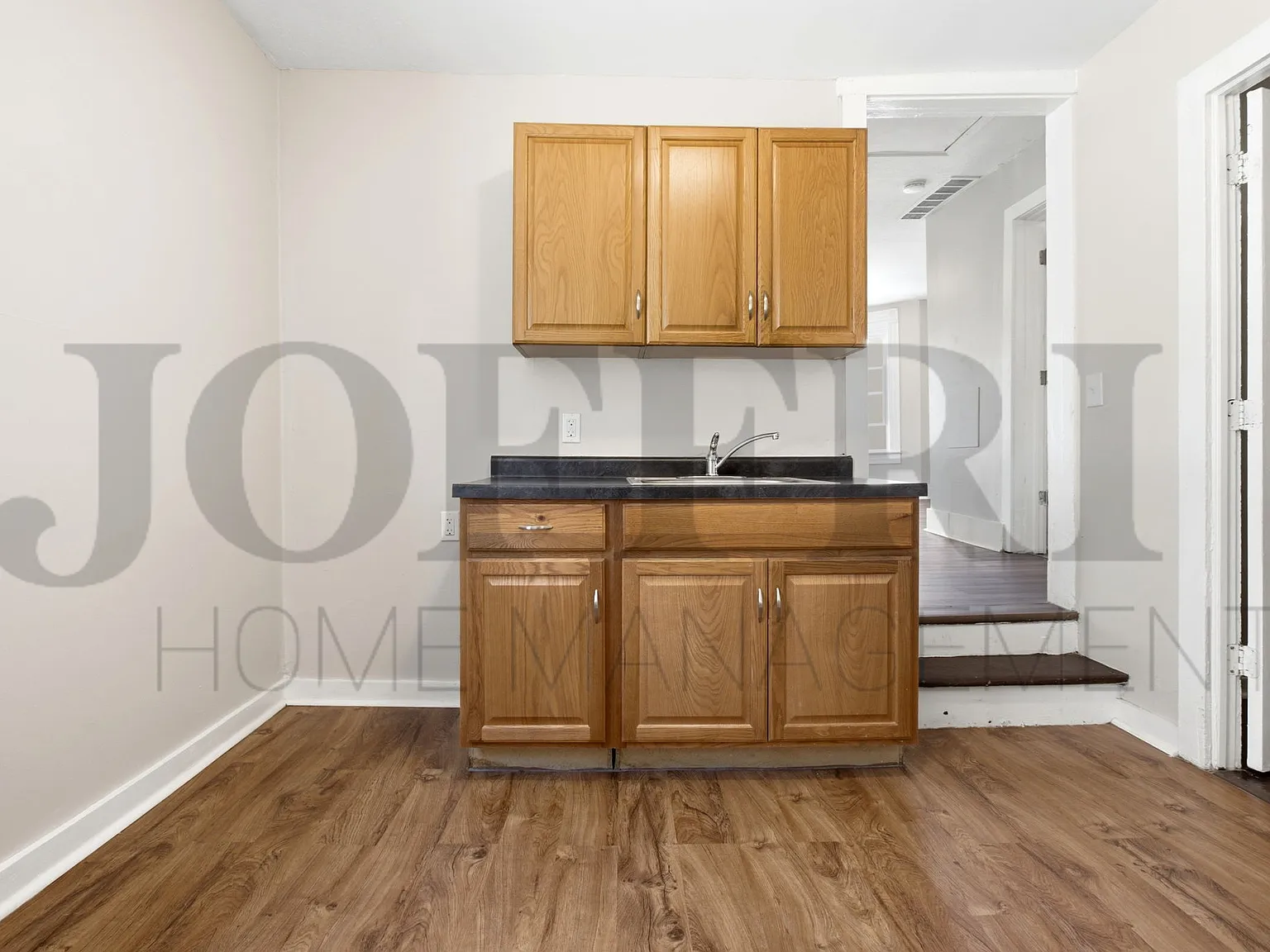 1 bed, $999 — Photo 4