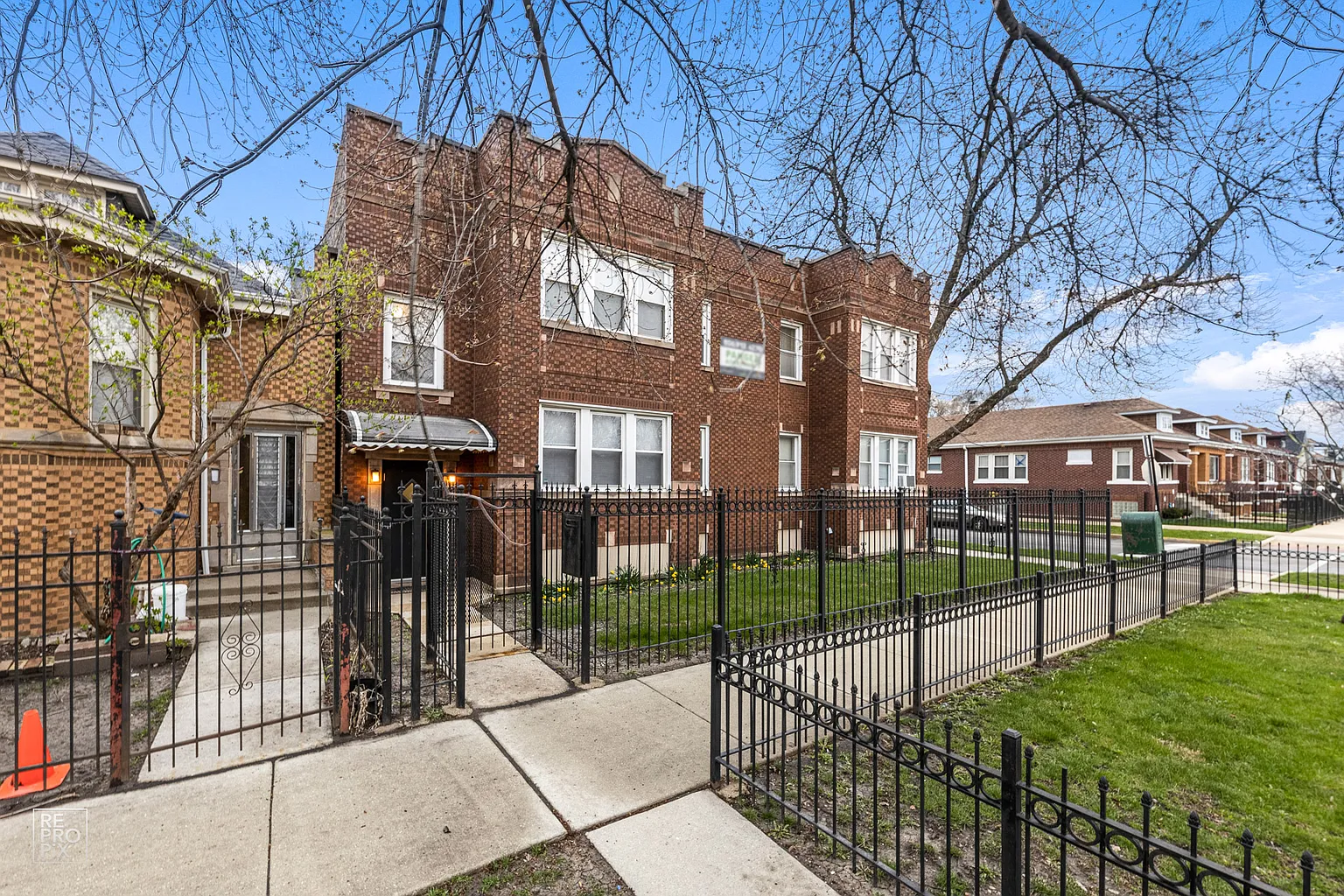 6455 S Fairfield Ave #2192212 photo 1