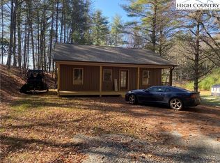 514 County Line Rd, Laurel Springs, NC 28644