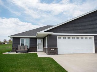 99 Brittany Way SE, Grand Meadow, MN 55936