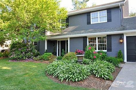 1st image of 1450 Silverbrook Ln