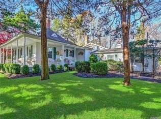 18 Stillwater Rd, Saint James, NY 11780