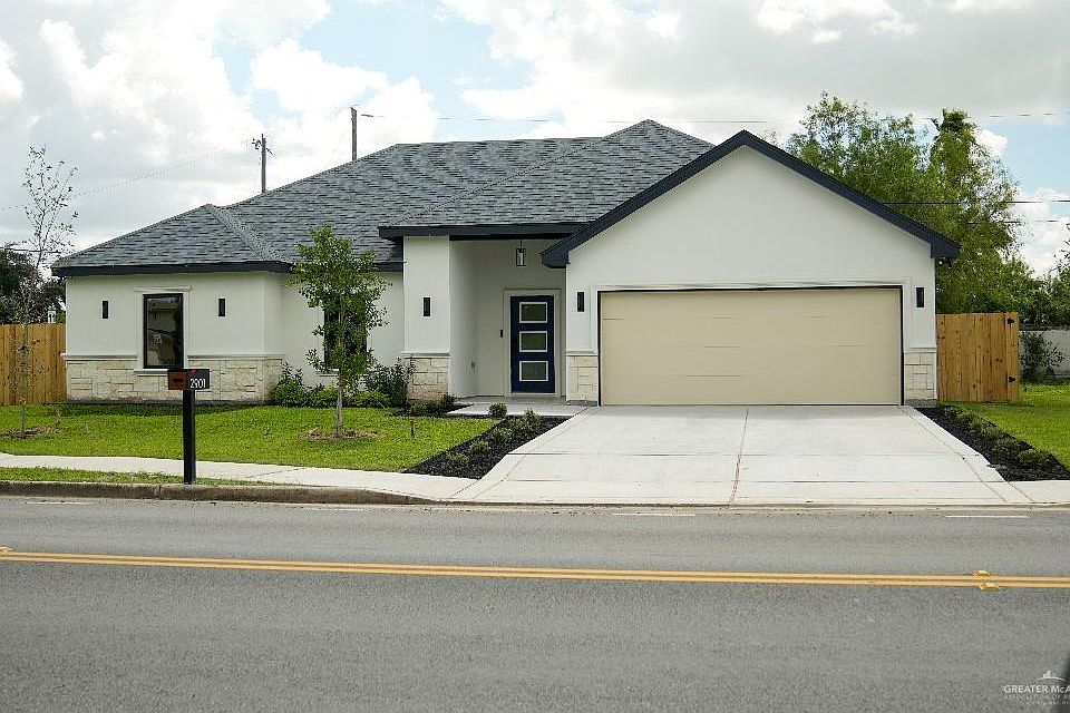 1st image of 2901 Gumwood Ave