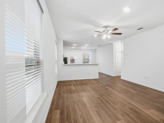 5th image of 16306 Fontana Ct