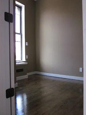 Rented by Full Time Management | media 16