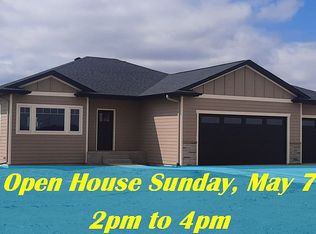 203 Holly Hock Dr, Yankton, SD 57078