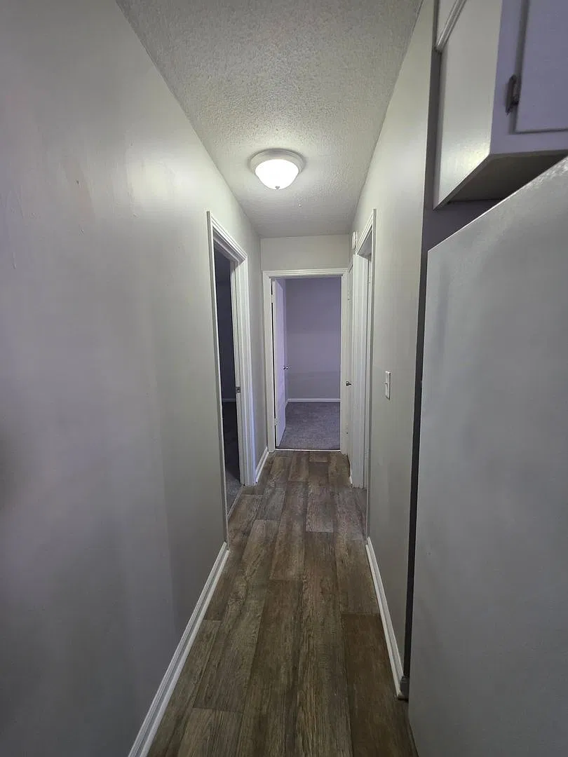 400 Locust Street — Photo 3
