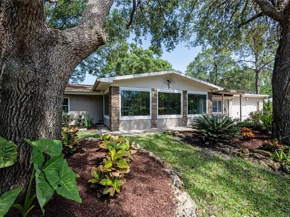 4151 7th St N, Saint Petersburg, FL 33703