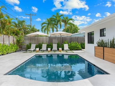 2751 NE 53rd St, Lighthouse Pt, FL, 33064