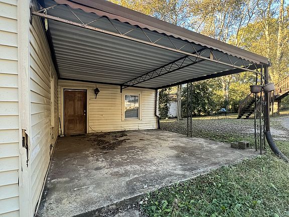 3rd image of 2610 Flamingo Dr