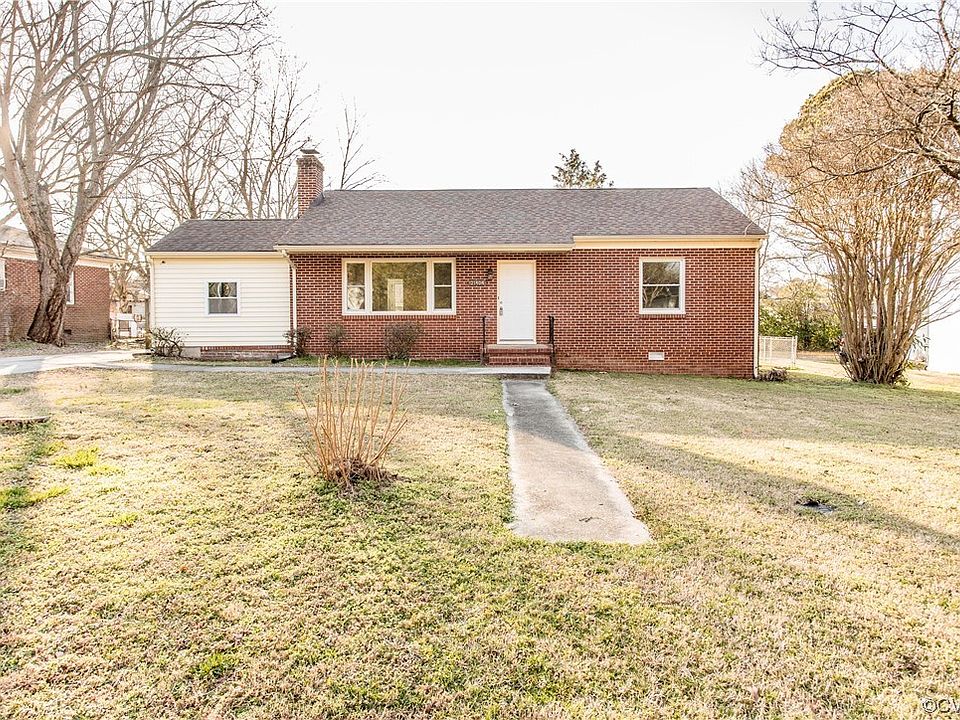 1st image of 21404 Robertson Ave