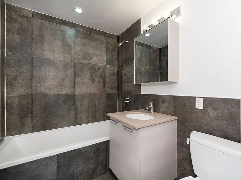 281 Union Ave #PHJ — Photo 8